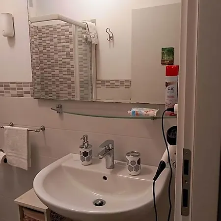 Al Nettuno Bed & Breakfast